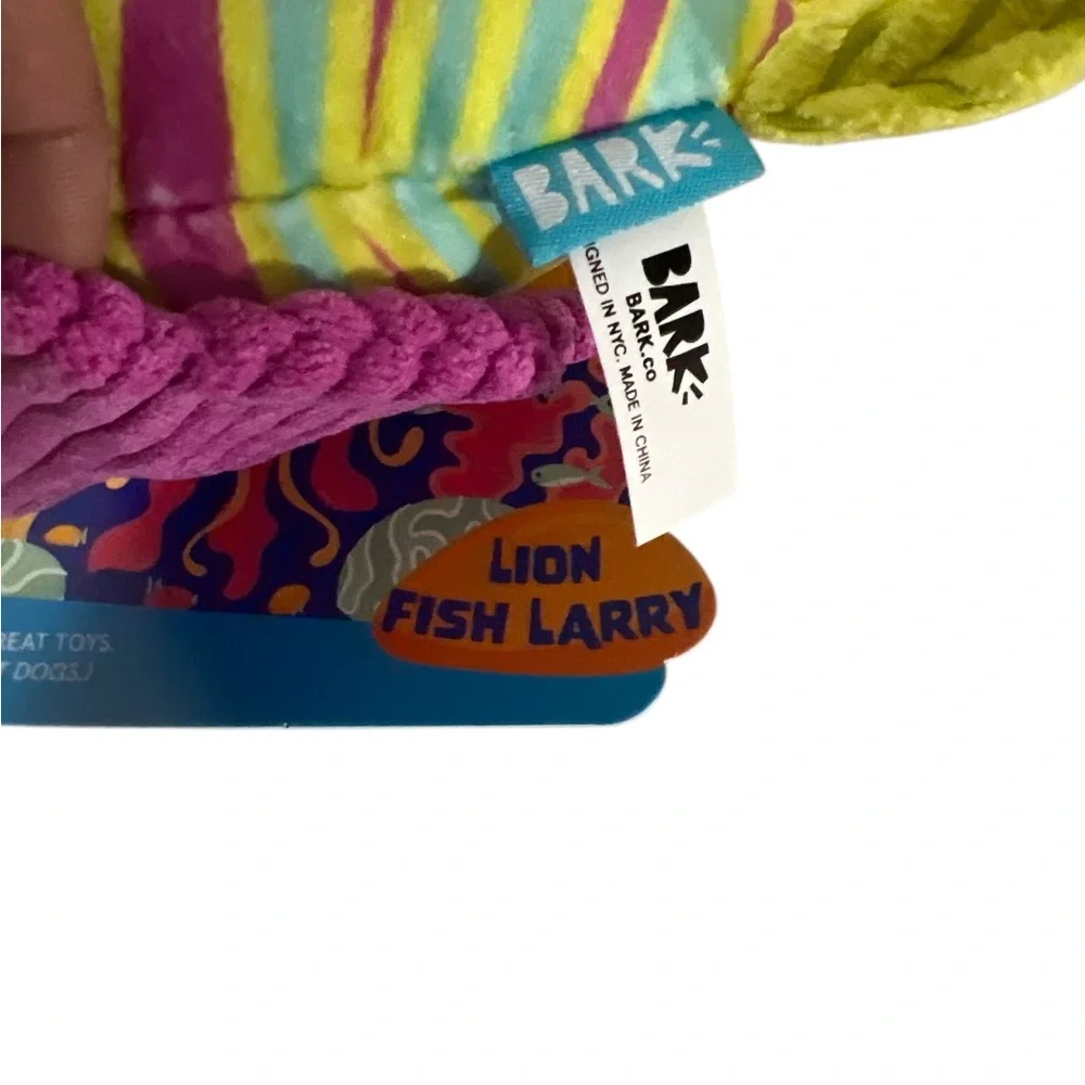 Bark Box Dog Toy LION FISH LARRY Large Coral Ruff 2023 Crinkle & Squeaky‎ NWT